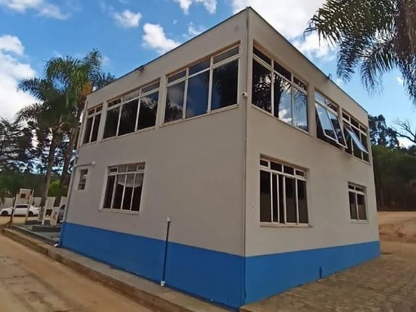 Proteção UV com material de alto desempenho
